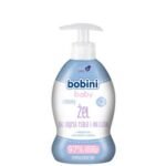 A bath is a moment of closeness with your baby.