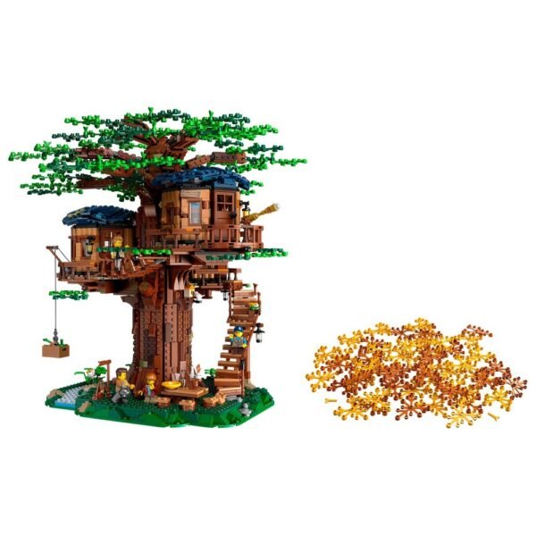 LEGO Ideas Plastic Bricks. Universal studs designed for teenagers (> 11 years old). Assembly Difficulty Level: Easy