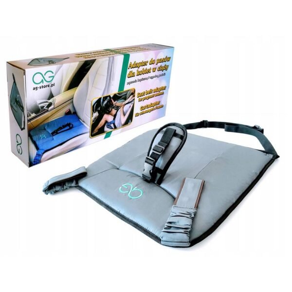 The AG seat belt adapter enables a safe and comfortable journey for pregnant women, as it adjusts the position of the belt so that it is located under the belly without compressing the unborn child.