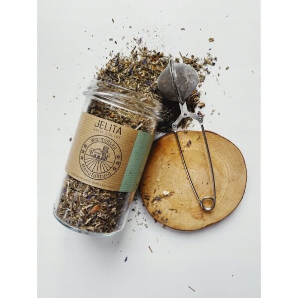 Tansy has disinfecting and anti-inflammatory properties and has antibacterial properties.