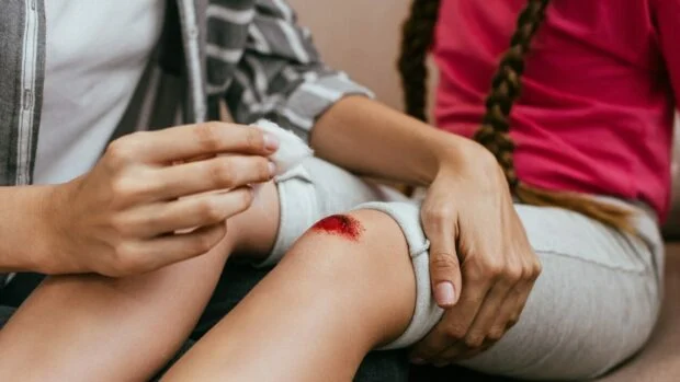 What is antiseptic for? At what age can children be given antiseptic drugs?