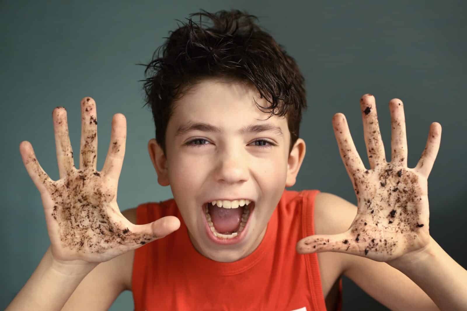 Parasitic disease in children. What dangers. Symptoms How to treat for parasites.