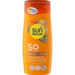 Naturally beautiful tan – without self-tanner.