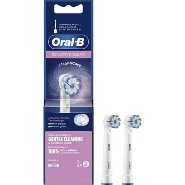 It contains a combination of regular fibers that clean the surface of the teeth and ultra-thin fibers that gently clean along the gum line.