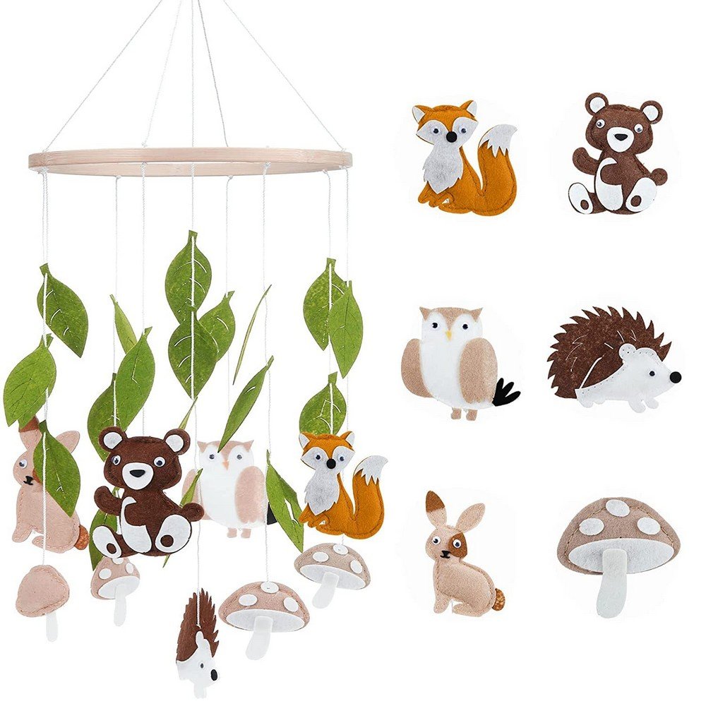 felt bed bell forest animals mobile baby wind chimes Этот очаровательный мобиль украшен очаровательными рисунками лесных животных из мягкого фетра, которые идеально подходят для того, чтобы убаюкивать младенцев перед сном.
