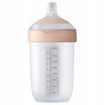 The LOVI Anti-Colic Feeding Bottle Mammafeel 250ml is designed for infants aged 3 months and older. It features an ergonomic shape for easy handling and includes a special teat that mimics natural breastfeeding, promoting a smooth transition.