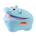 This children's potty features a non-slip design and a supportive backrest for added comfort and stability during use. The removable insert makes cleaning easy, ensuring a hygienic potty training experience.