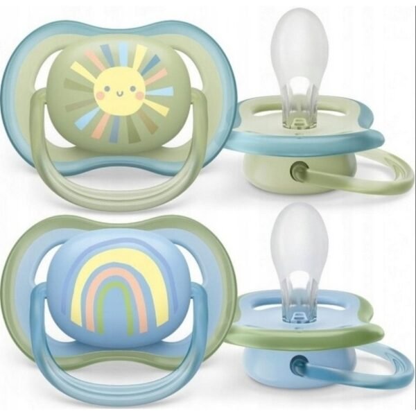Lightweight soother designed for boys aged 0-6 months, featuring extra airflow for sensitive skin. BPA-free and ergonomically shaped for comfort.