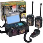 Walkie Talkie Centrala Two-Way Radio Army ZA0627 is a two-way radio set designed for kids, featuring an army-themed design for communication over short distances.